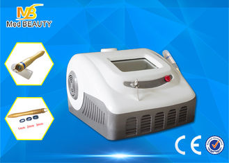 China 30W a máquina da beleza do poder superior 980nm para a aranha médica veia o tratamento fornecedor